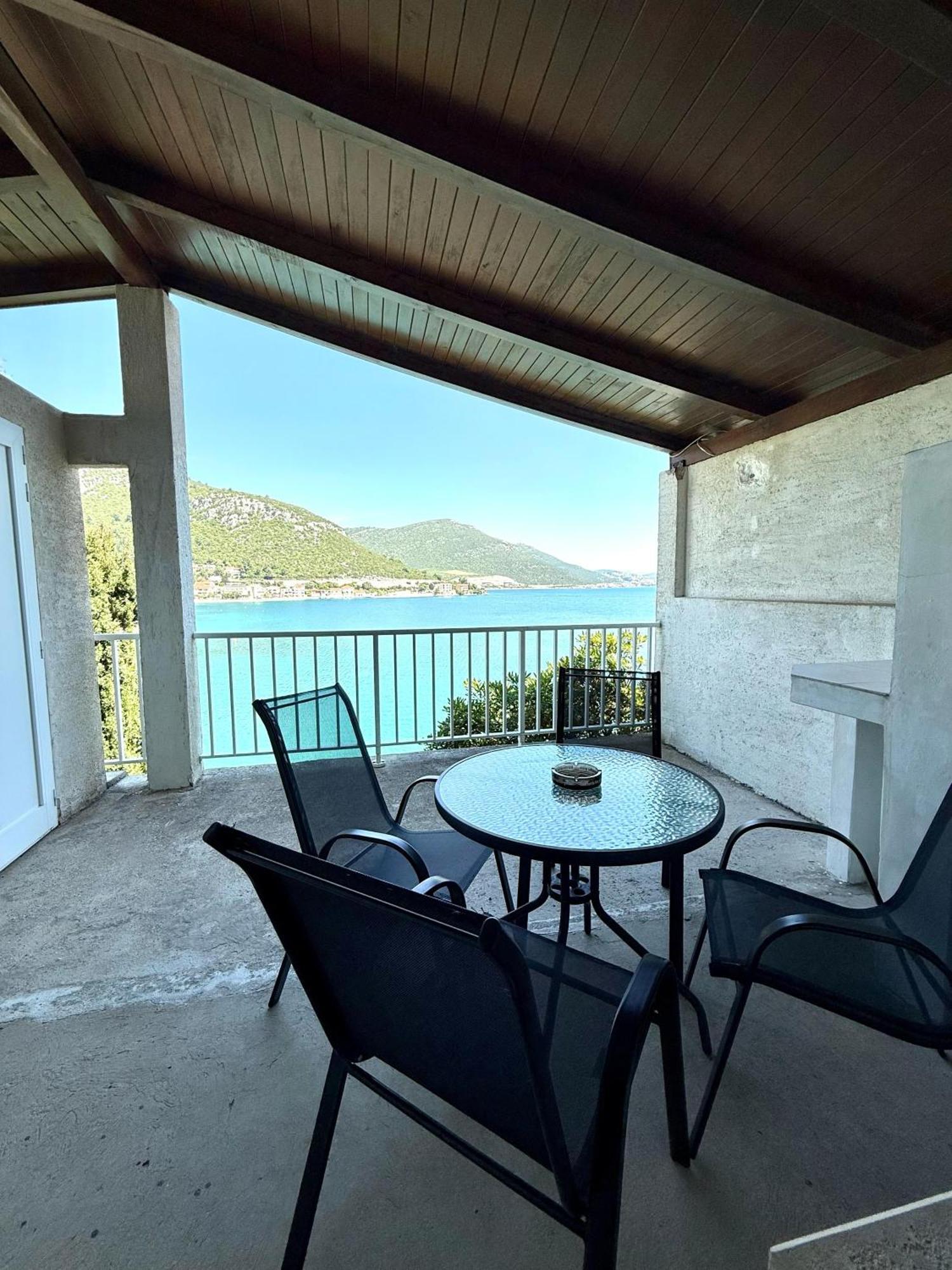Blue Lagoon Studio Apartments كليك المظهر الخارجي الصورة