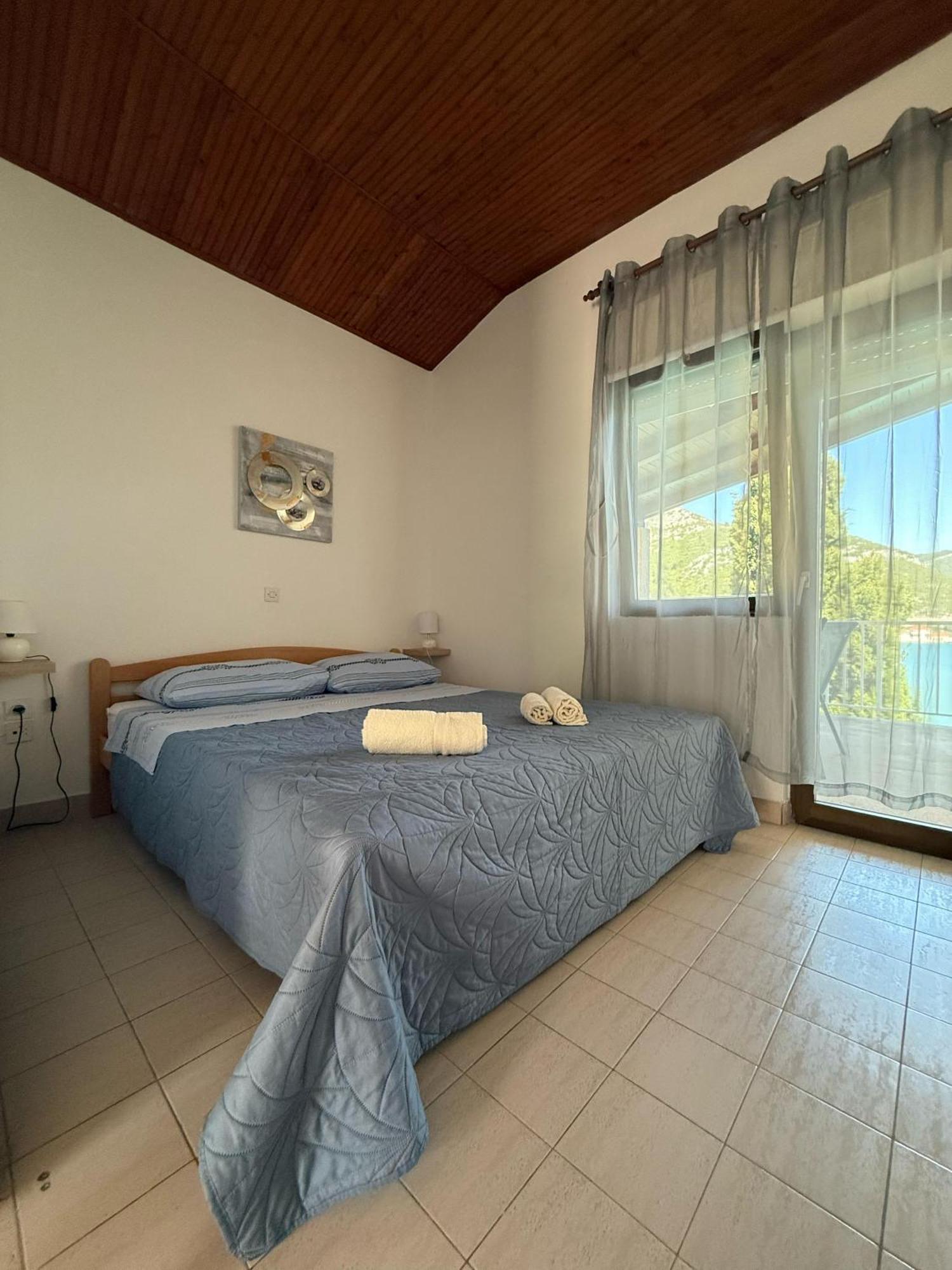 Blue Lagoon Studio Apartments كليك المظهر الخارجي الصورة
